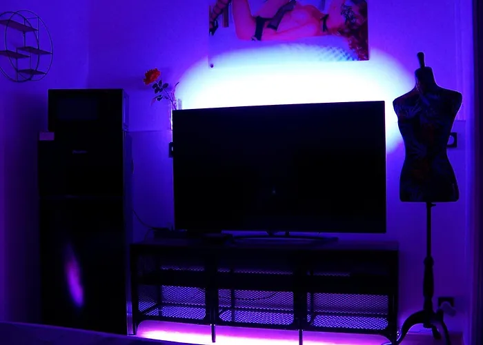 Naturiste Cap D'agde Héliopolis E 100 *